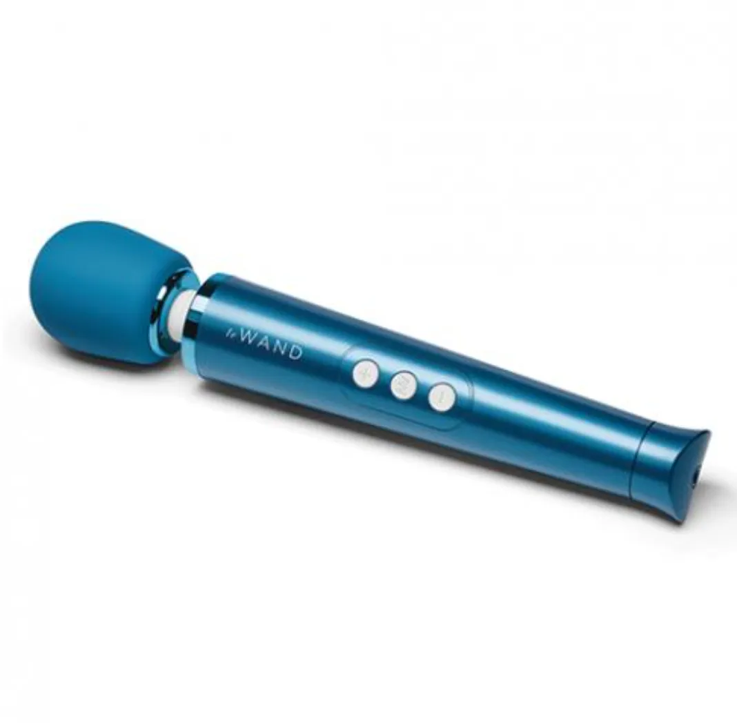 Le Wand Petite Rechargeable Vibrating Massager