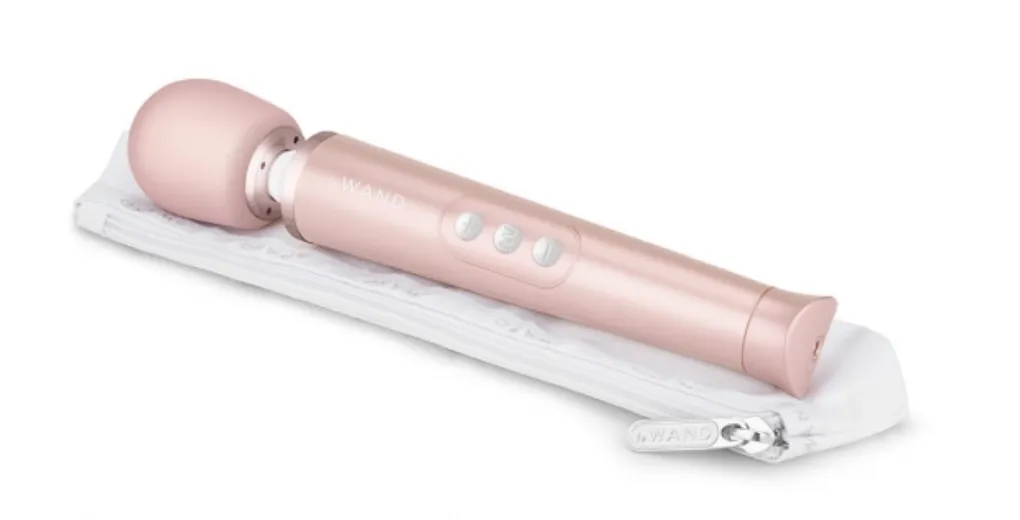 Le Wand Petite Rechargeable Vibrating Massager