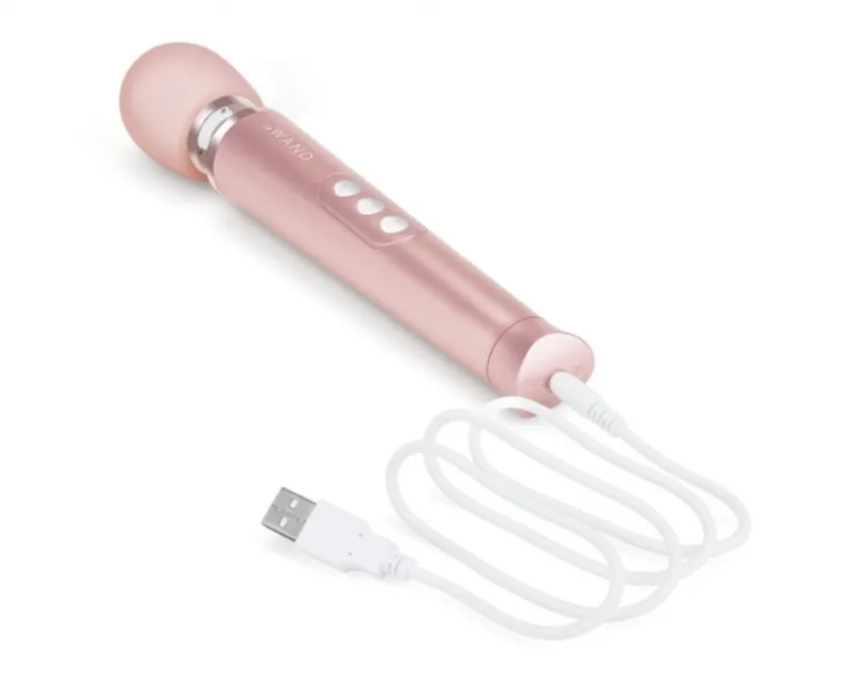 Le Wand Petite Rechargeable Vibrating Massager