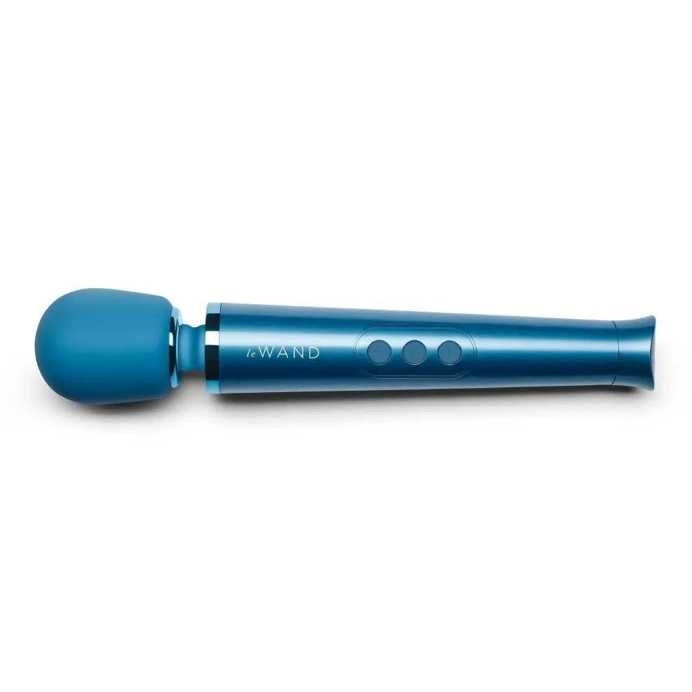 Le Wand Petite Rechargeable Vibrating Massager