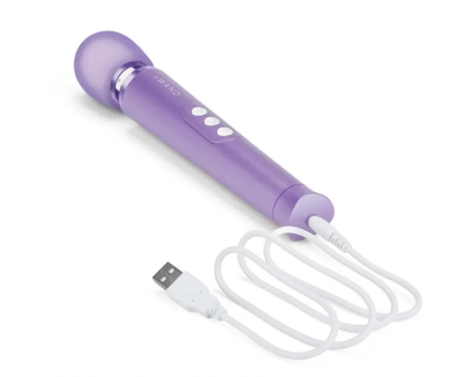 Le Wand Petite Rechargeable Vibrating Massager